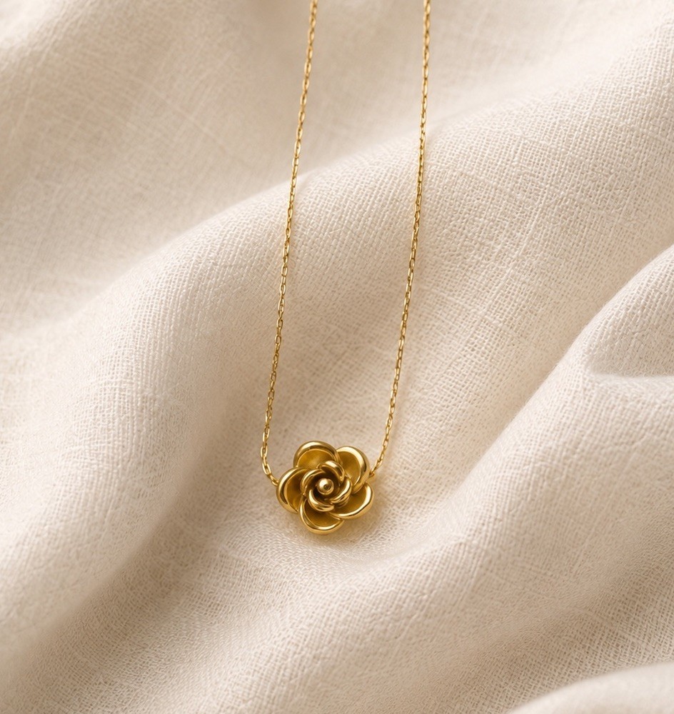 Anthropologie Flower Rose Necklace Gold Boho Floral Cottagecore Pendant VTG