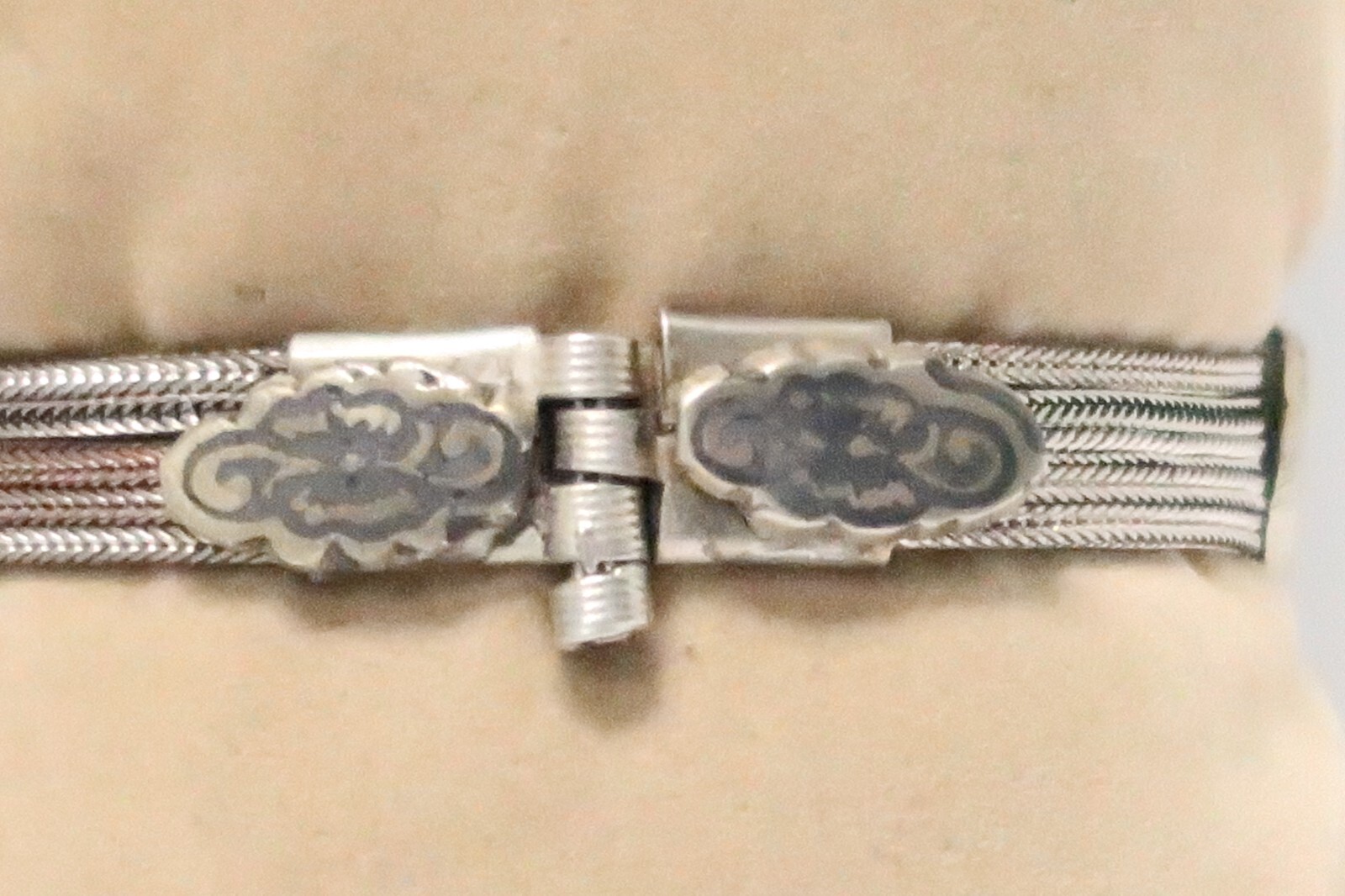 VINTAGE 900 STERLING SILVER ONYX BRACELET 6.5″
