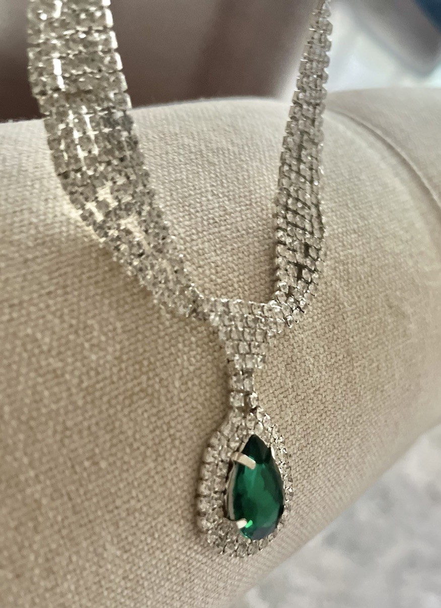 Green Clear Crystal Rhinestone Silver Tone Pendant Necklace Earring Set