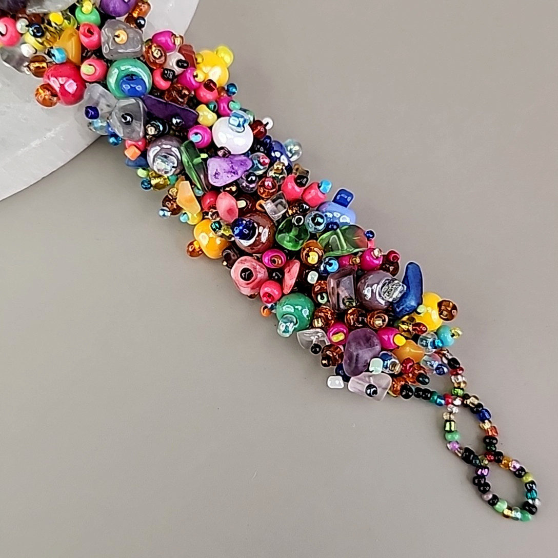 Glass Beaded Bracelet Woven Multicolor 7.25″