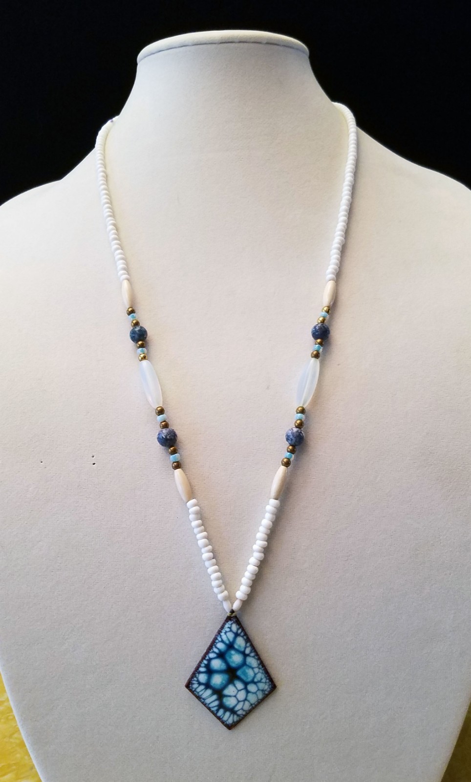UNBRANDED BRONZETONE MULTI-SHAPE GLASS BEAD GLAZED METAL KITE SHAPE PENDANT 28″