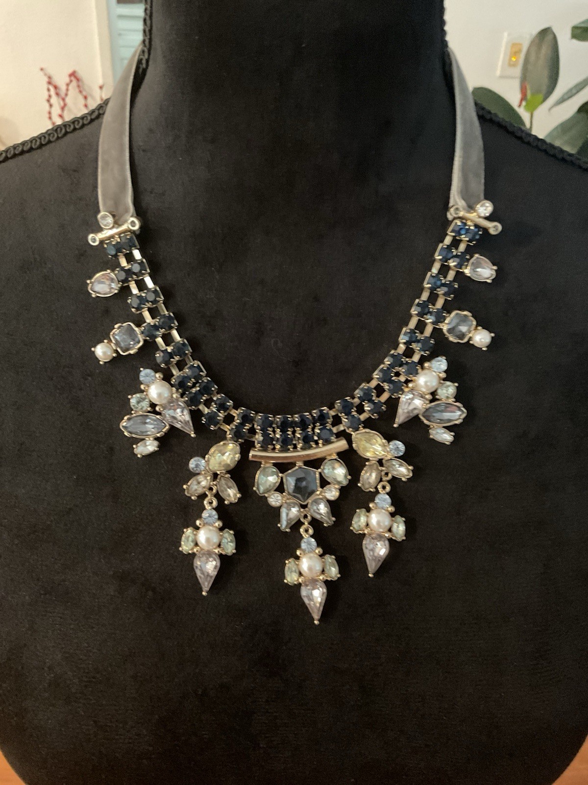 Banana Republic Crystal Art Deco Statement Velvet Necklace NWT