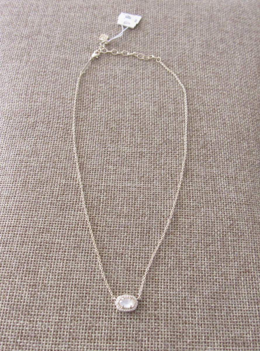 Kendra Scott Mini Elisa luxe 0.39″L X 0.21″W, GOLD plated mother of pearl