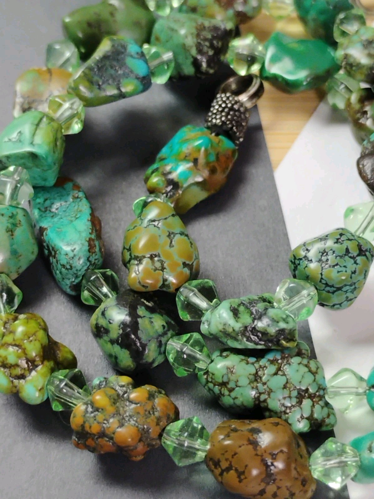 Southwest Vibes! Artisan Mini TURQUOISE Chunks w/Bicone Glass 16″ Necklace!