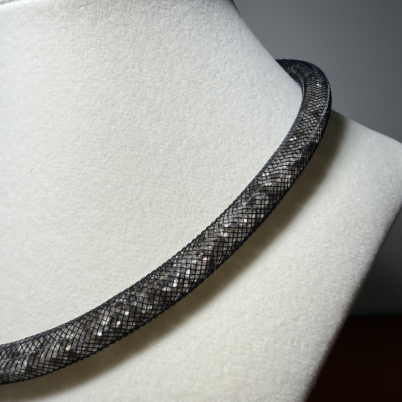 Swarovski Stardust Necklace Black Crystal Mesh Magnetic Glam Minimalist 17”