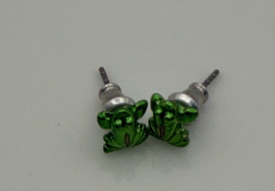 Frog Studs Earrings Green Post Lobe Reptile