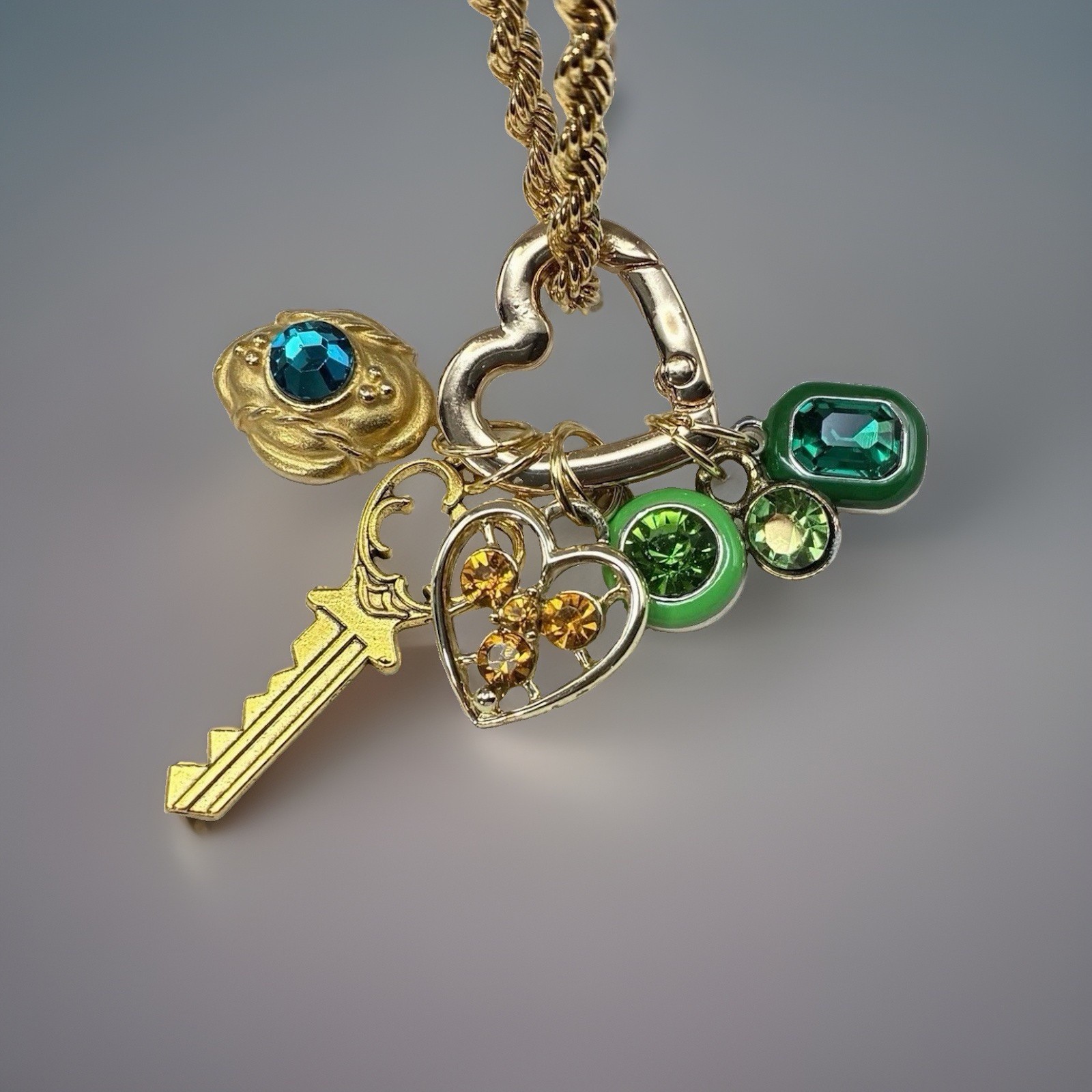 Heart & Key Charms On Carabiner – Rope Chain Necklace – Vintage Estate Jewelry