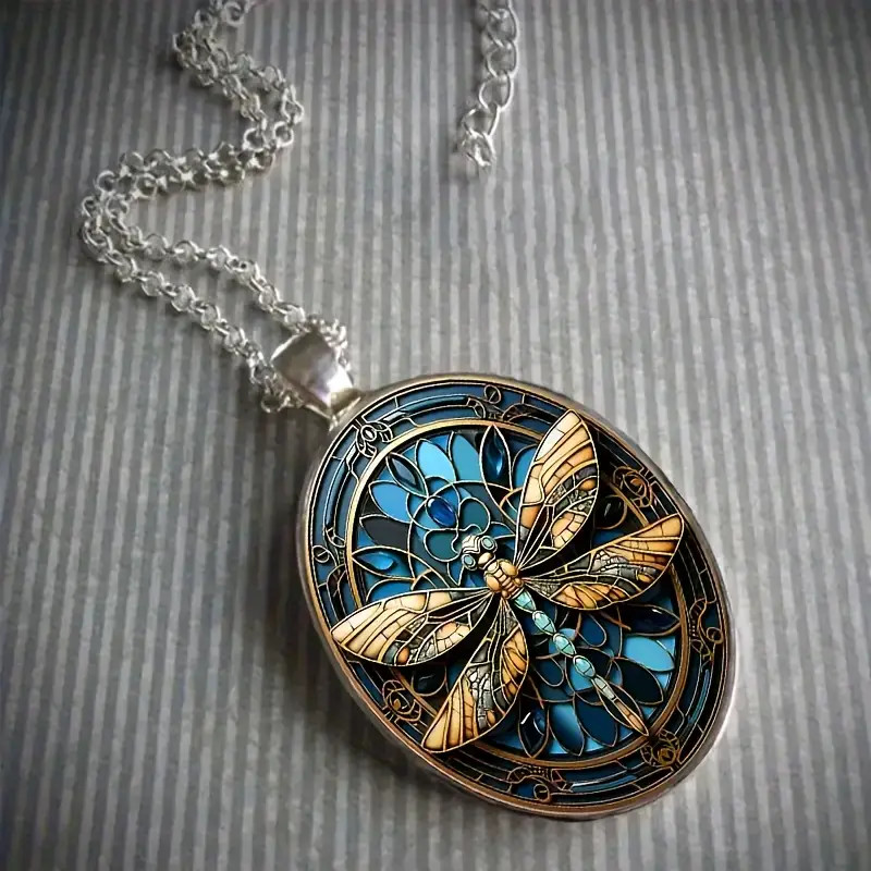 Dragonfly Necklace Oval Jewelry Vintage Silvery Magical Gothic Pendant A