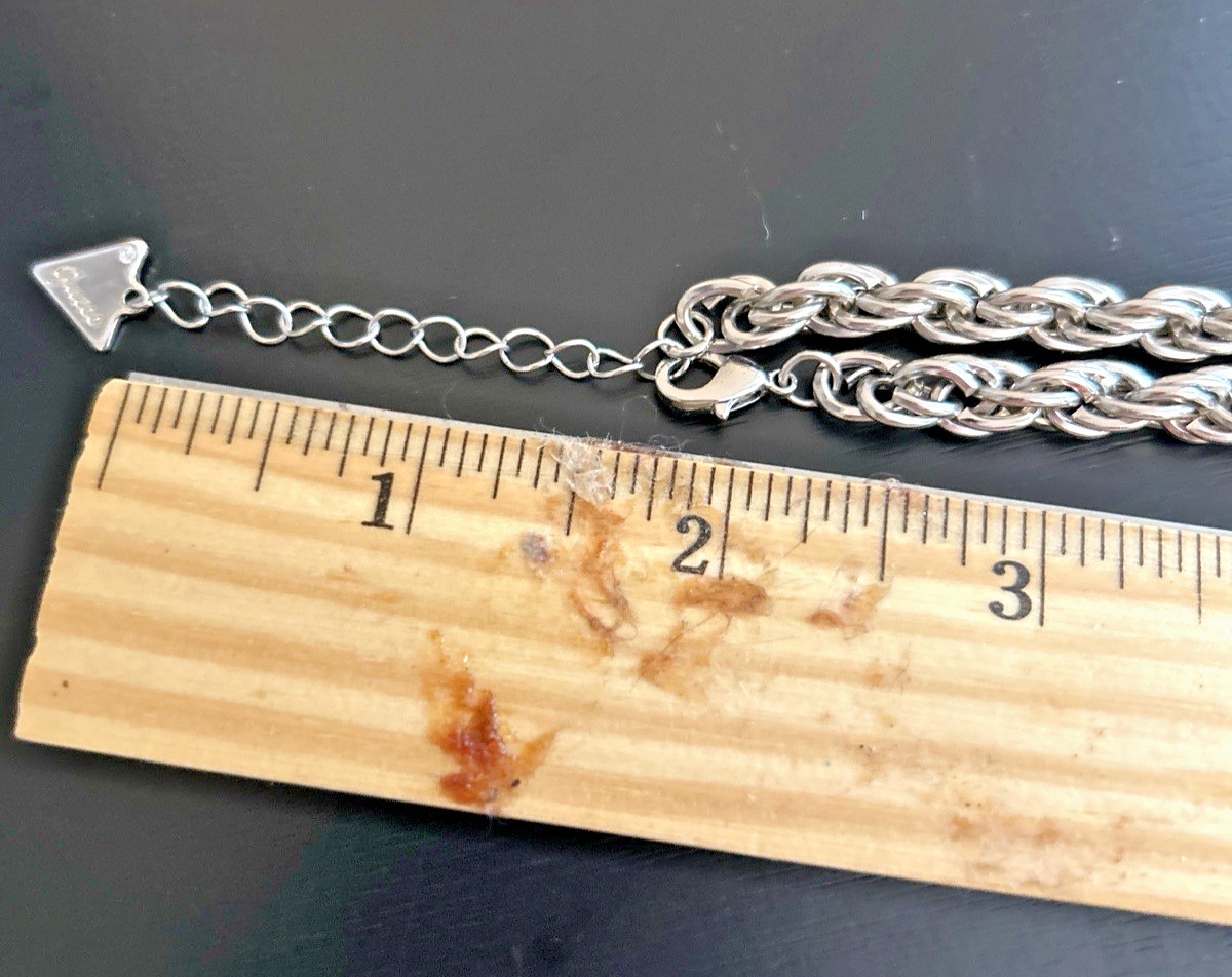 Guess Silver Tone Twisted Rope Chain Necklace Adjustable 22″-23.5″