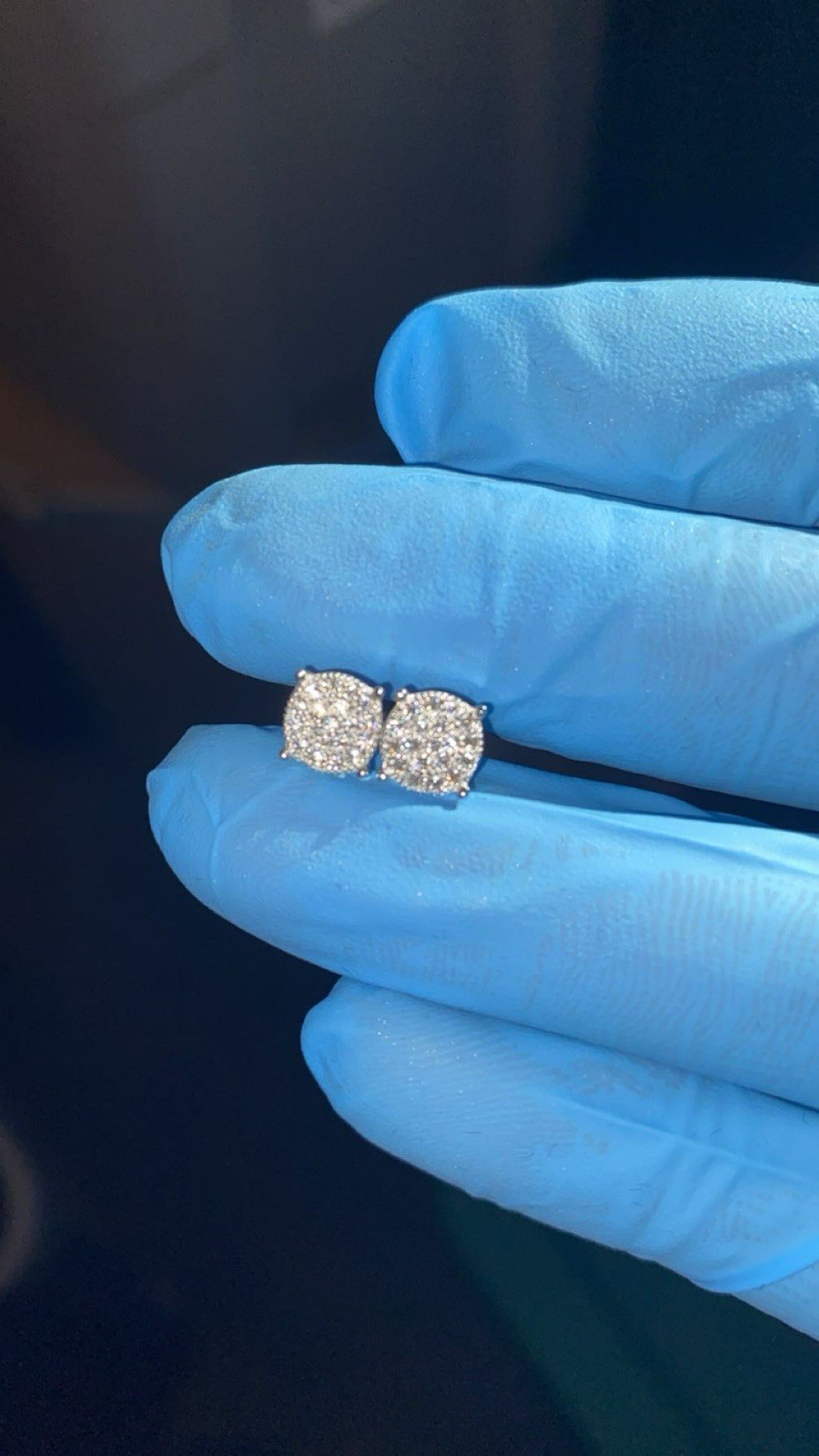 VVS1 Moissanite Stud Earrings