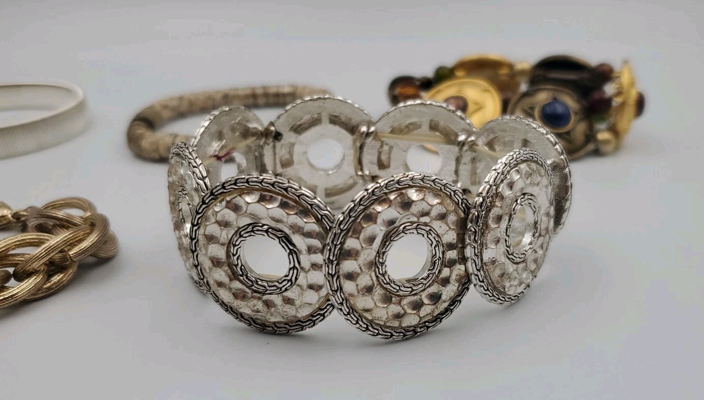 Lot Of 5 Fashion Bracelets Beads Gold Silver Tone Chunky Some Stretchy Variety