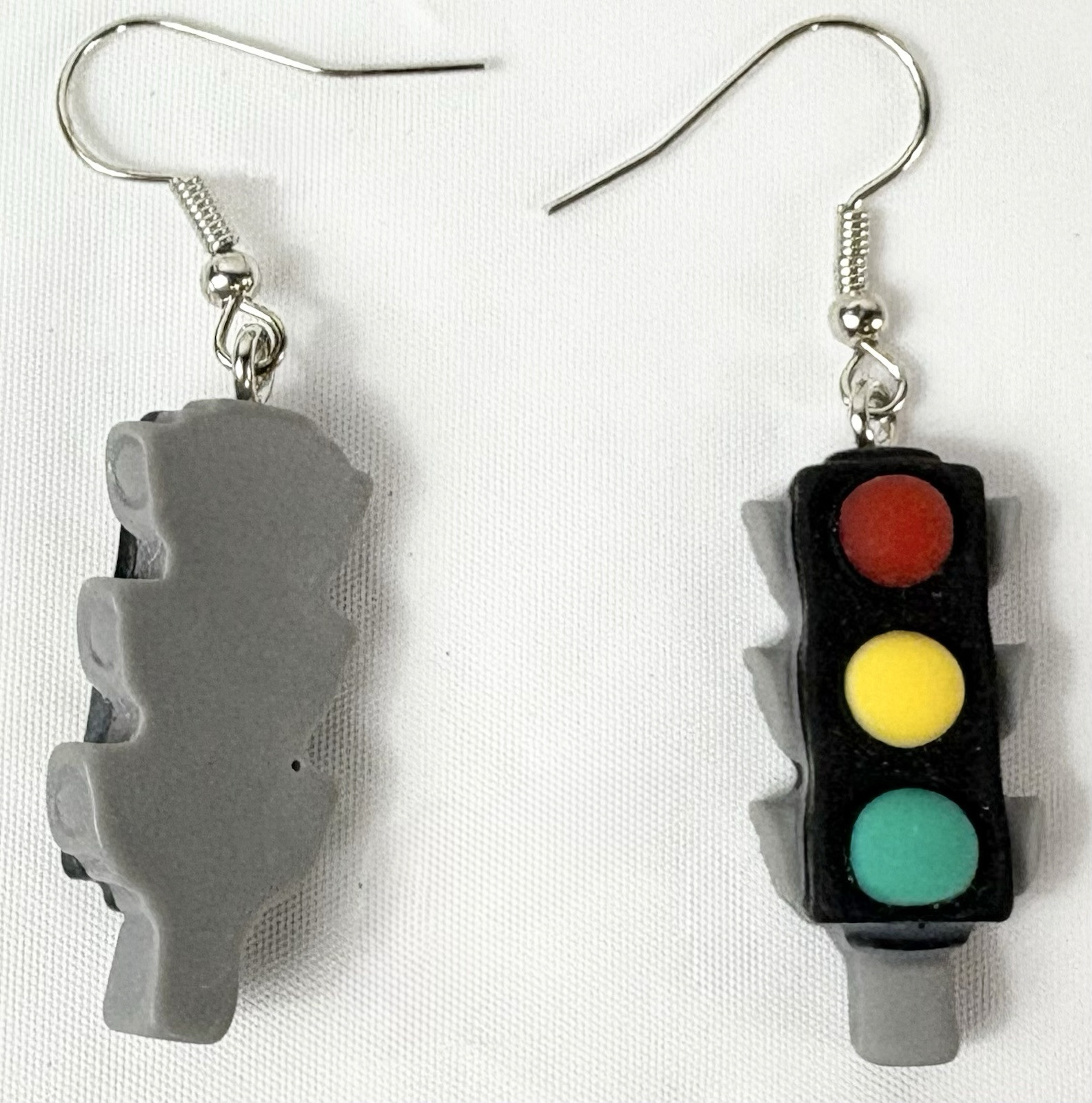 Hook Drop Dangle Silver Tone Earrings Gray Stoplights Traffic City Street Signs