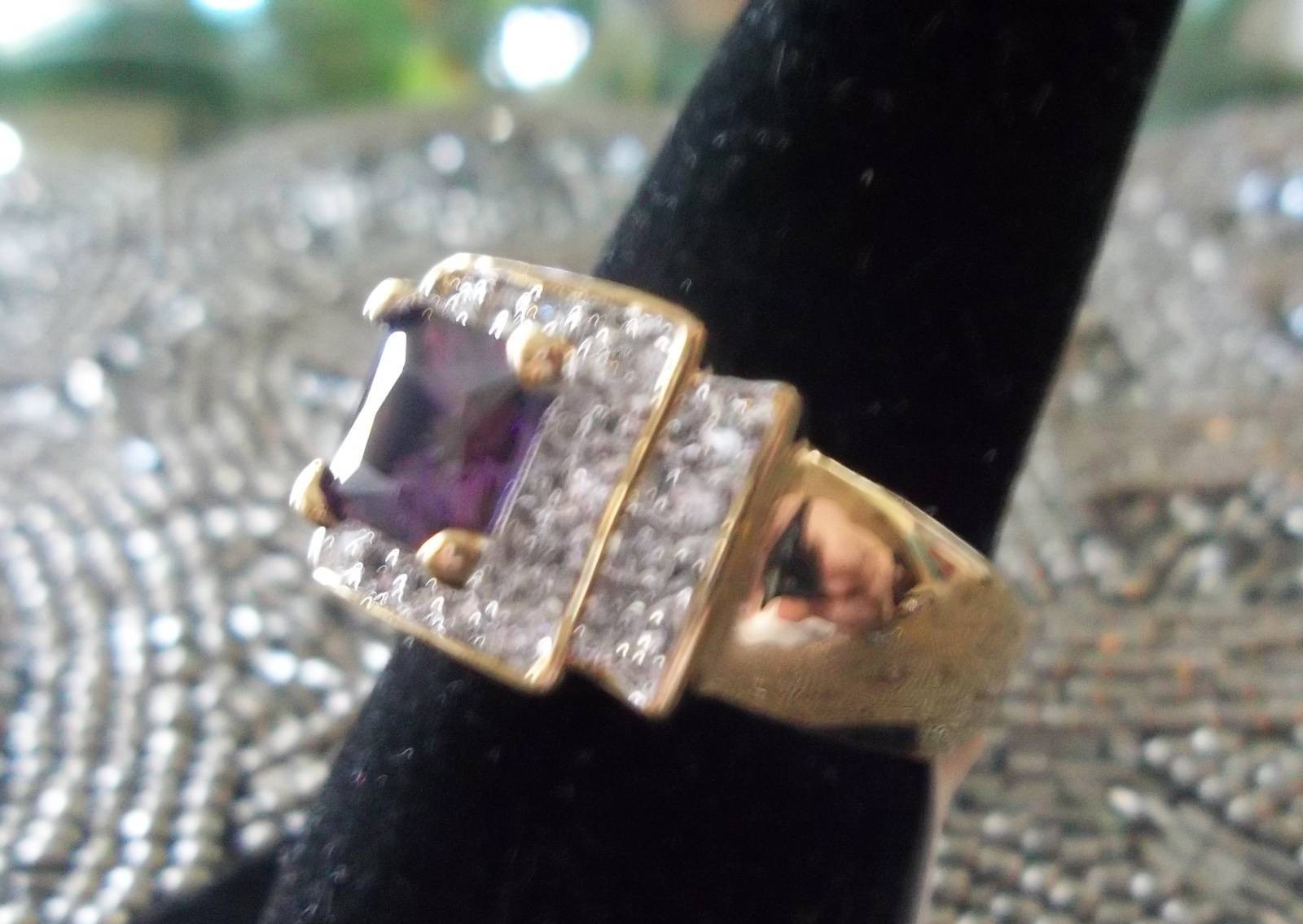 Park Lane HOSTESS ONLY PURPLE RING – PURPLE CZ w/CLEAR Accents in Gold – SZ 7