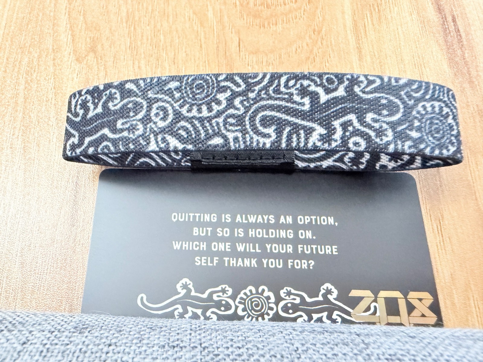 “ZOX DON’T LET GO” MEDIUM NIP $6 SHIPPING FOR UP TO 8