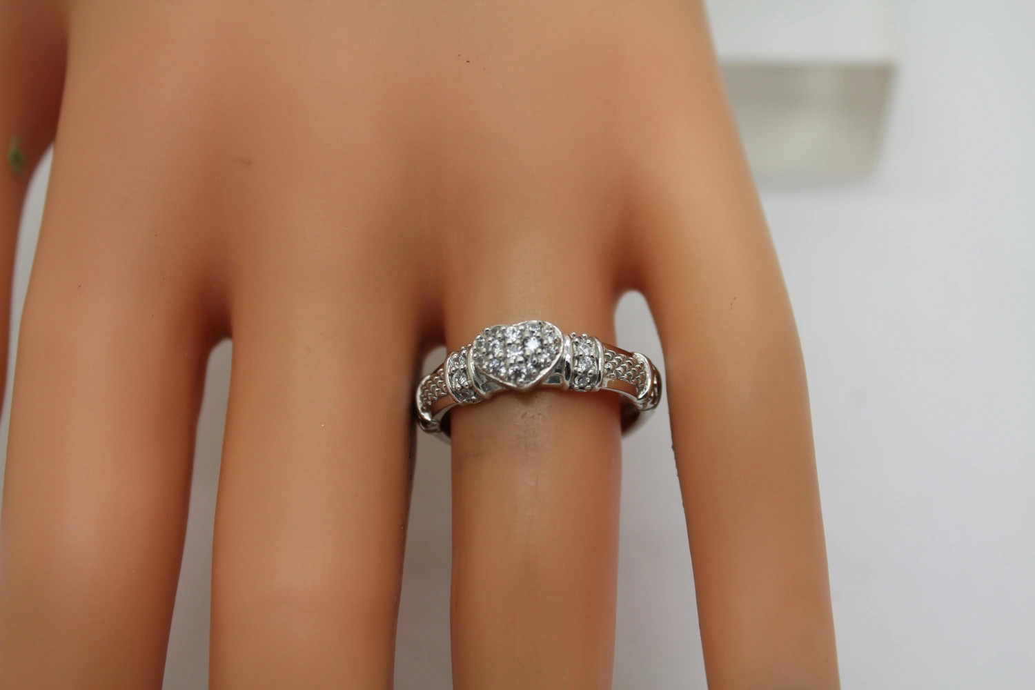 JUDITH RIPKA .925 S.S. WHITE CZ HEART ring size 8 #