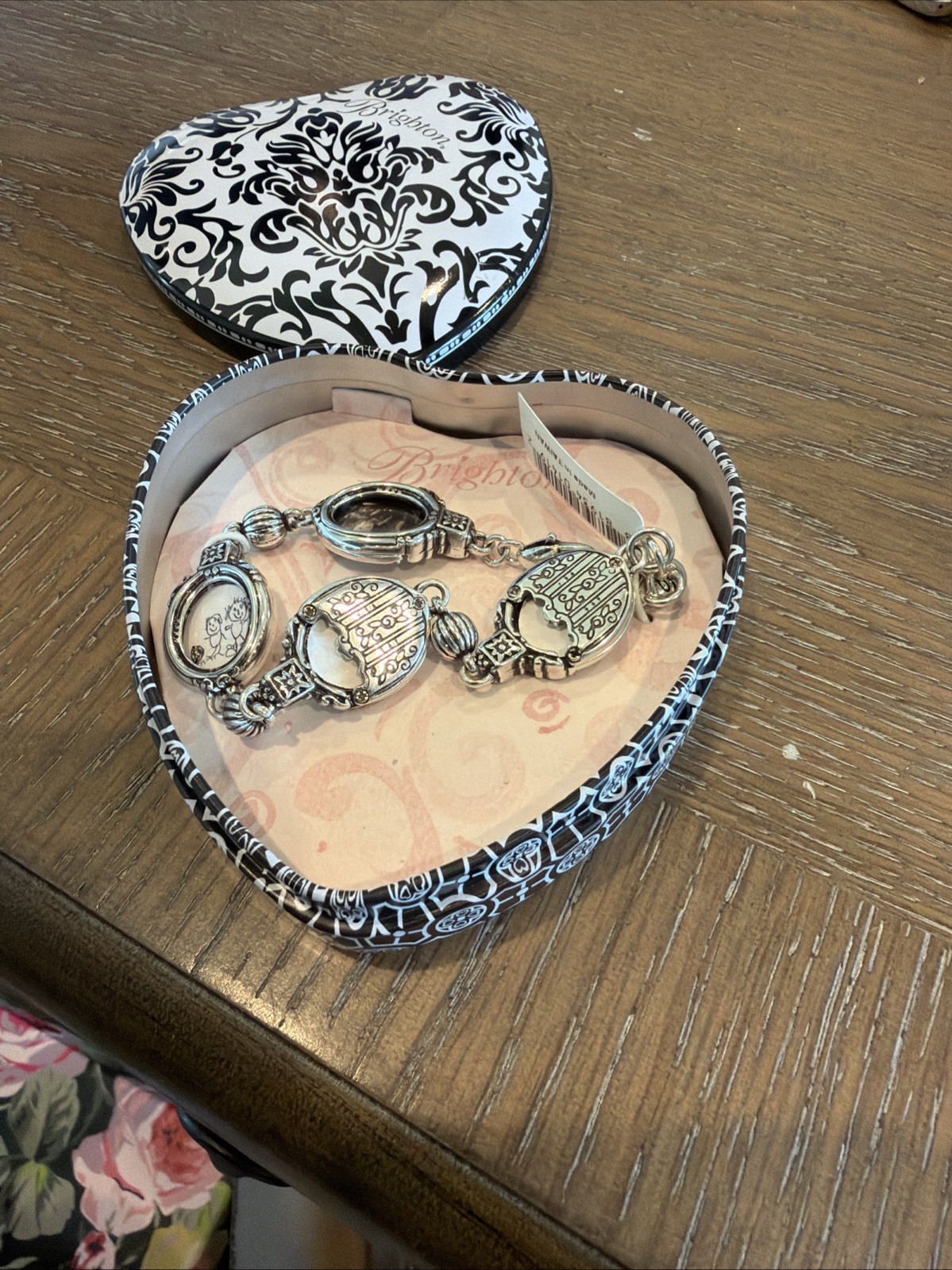 Brighton NWT Memory Lane Photo Bracelet W/Tin **RETIRED**