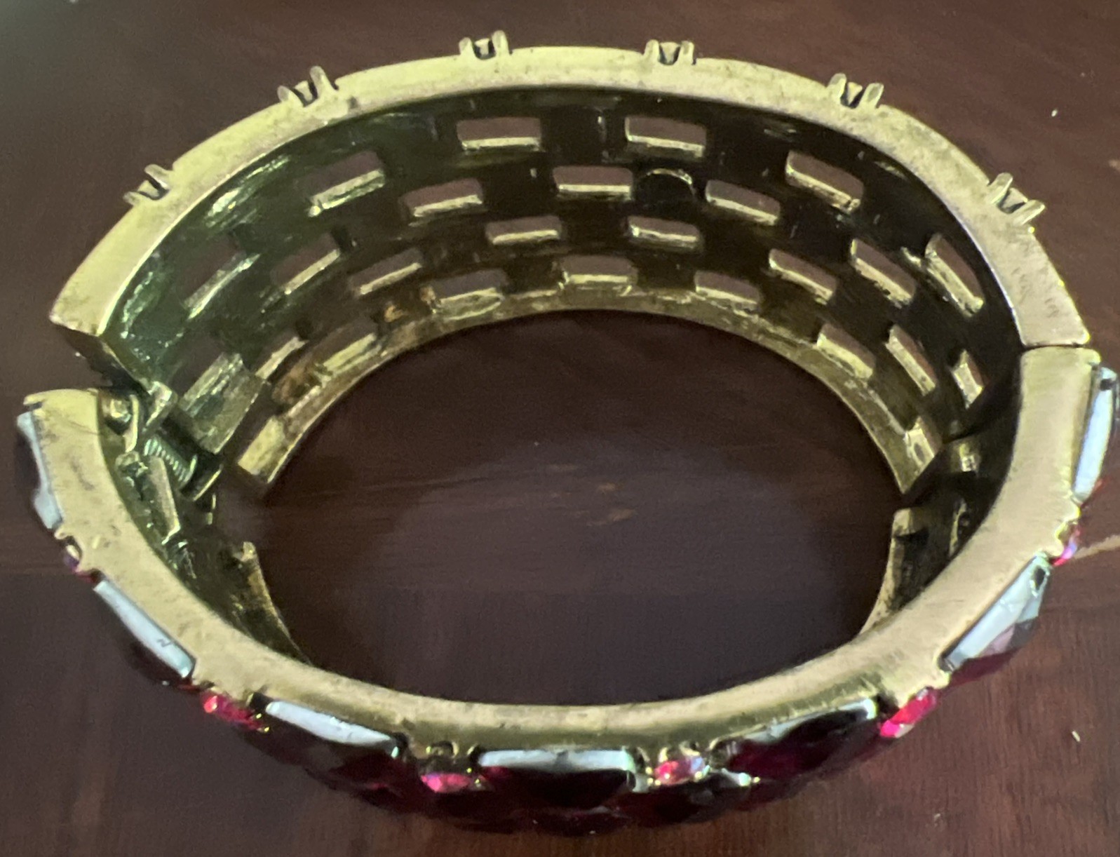 Yuhong Wide Hinged Cuff Clamper Red Aurora Borealis Rhinestone Bracelet EUC