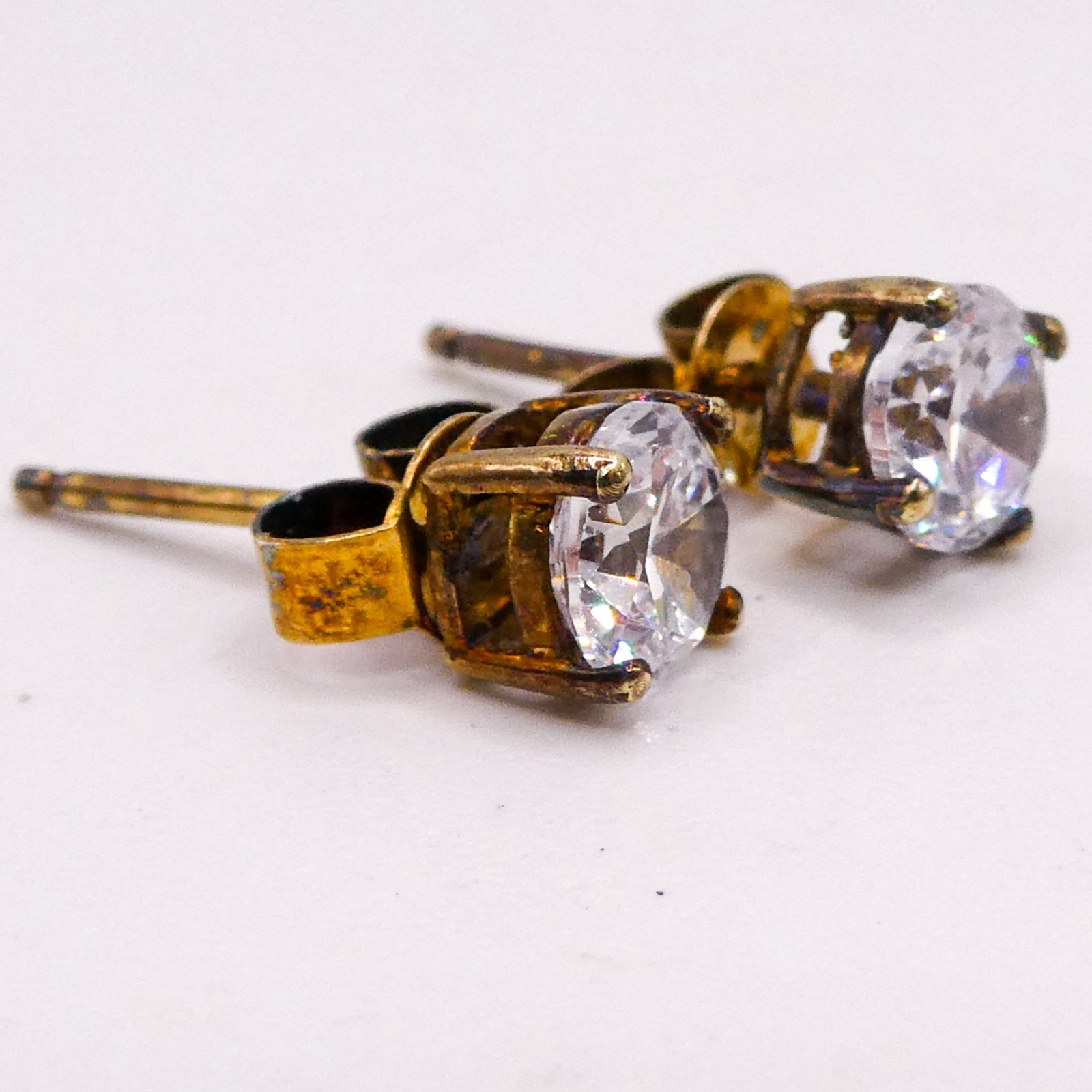 Sterling Silver 925 Stud Earrings Round Brilliant Cut CZ Solitaire 6mm Stone