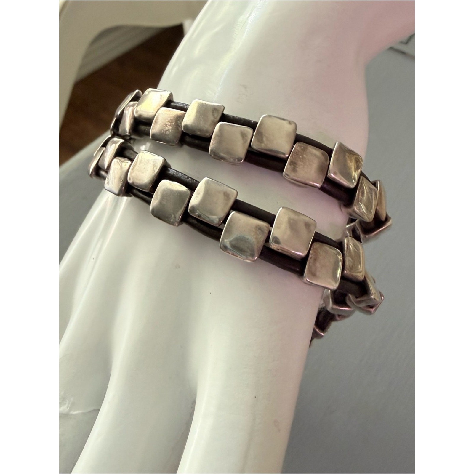 Uno de 50 Square Beaded Necklace