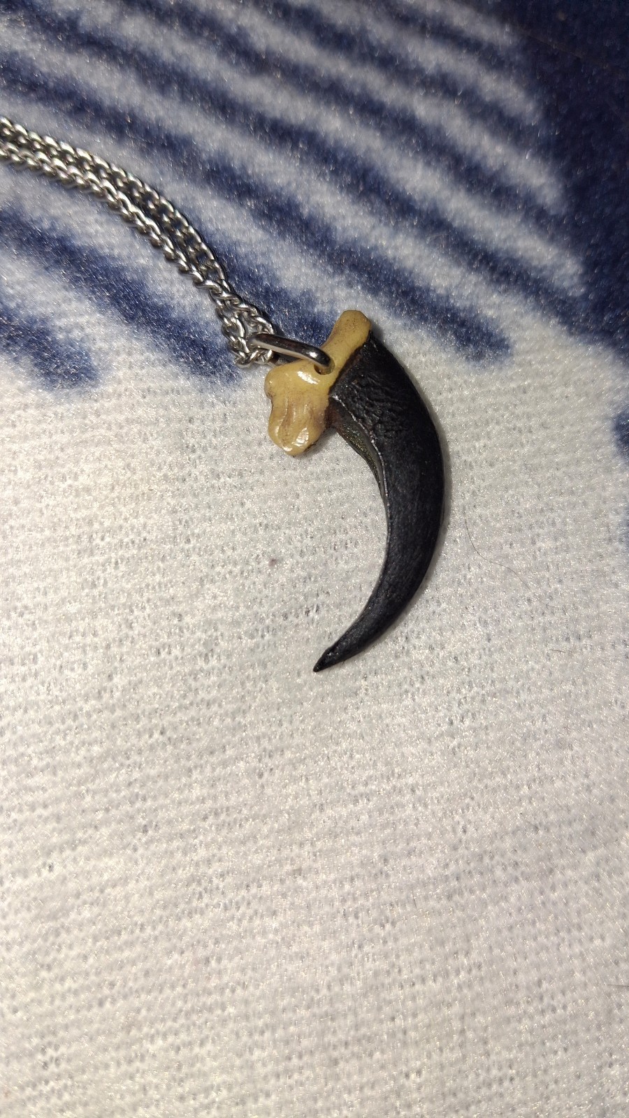 Replica claw pendant silvertone chain unisex men women
