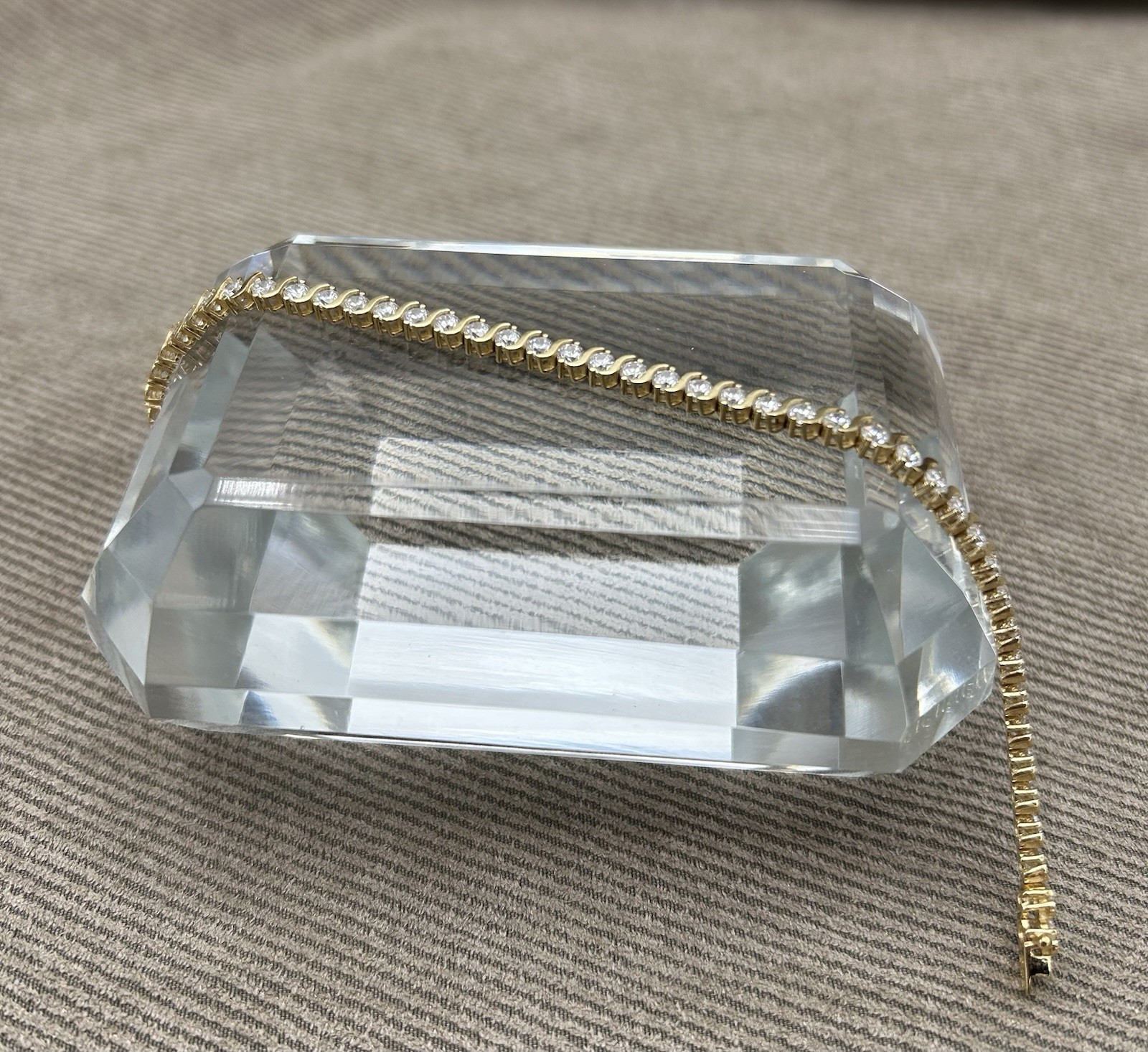 Vintage 14k Yellow Gold 4.60 CT Cubic Zirconia 7” Tennis Bracelet 9 g
