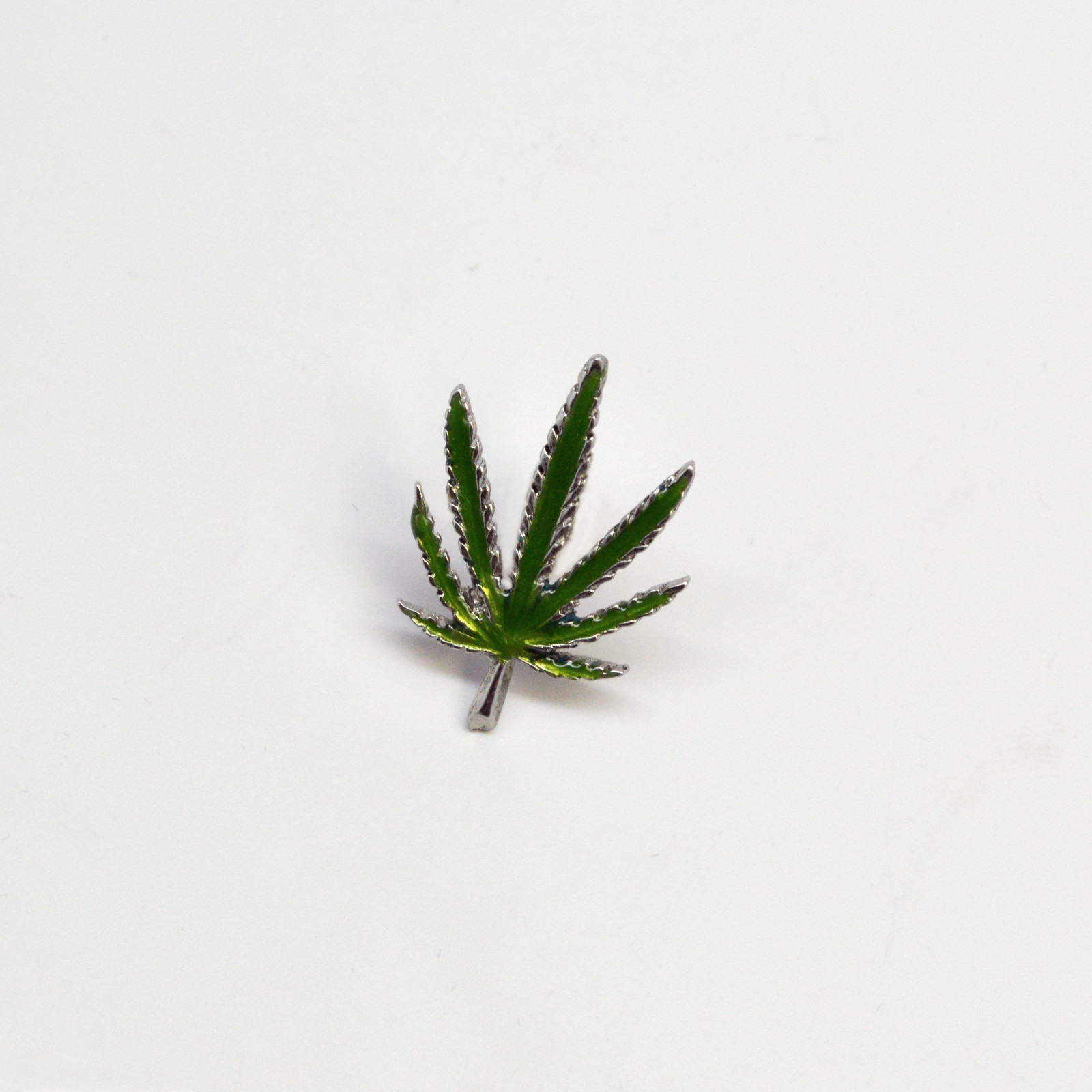 Marijuana Weed Pot Leaf Green Enamel on Pewter Jacket or Hat Pin Medium PIN-17E