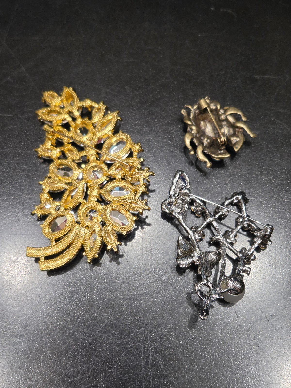Beautiful Multicolor Rhinestone Leaf Flower Butterfly Ladybug Brooch Lot 293-141