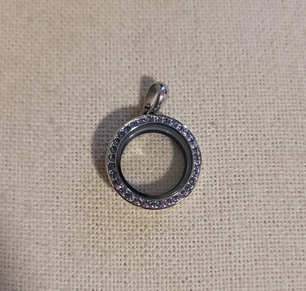 Origami Owl Locket (Silver) LK9102