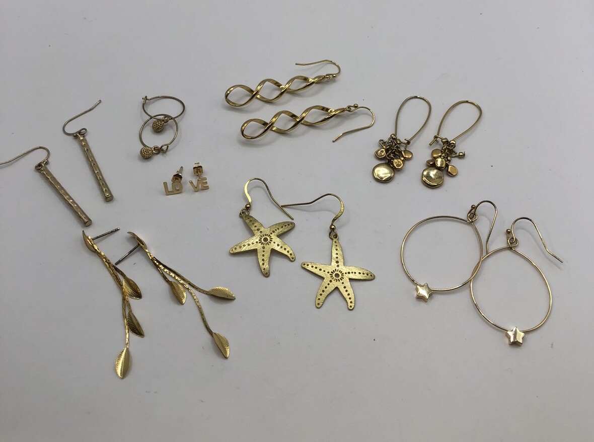 Set Of 8 Gold Tone Earrings Starfish Twist Hoops Dangles Love Stars Pierced