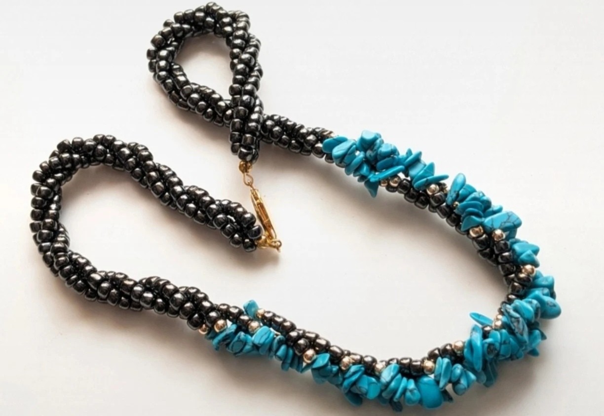 Turquoise Stone Bead Hematite Retro Twisted Necklace Retro Styled Box Clasp