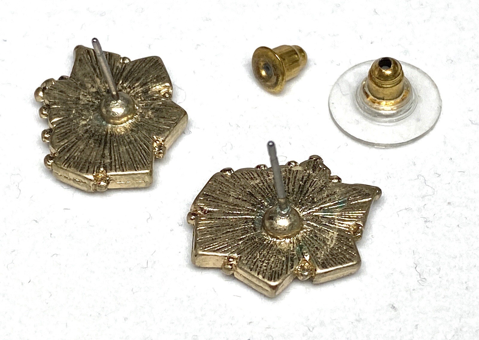 Matte Gold Tone Cluster Setting Stud Earrings Clear Gray Baguette Rounds