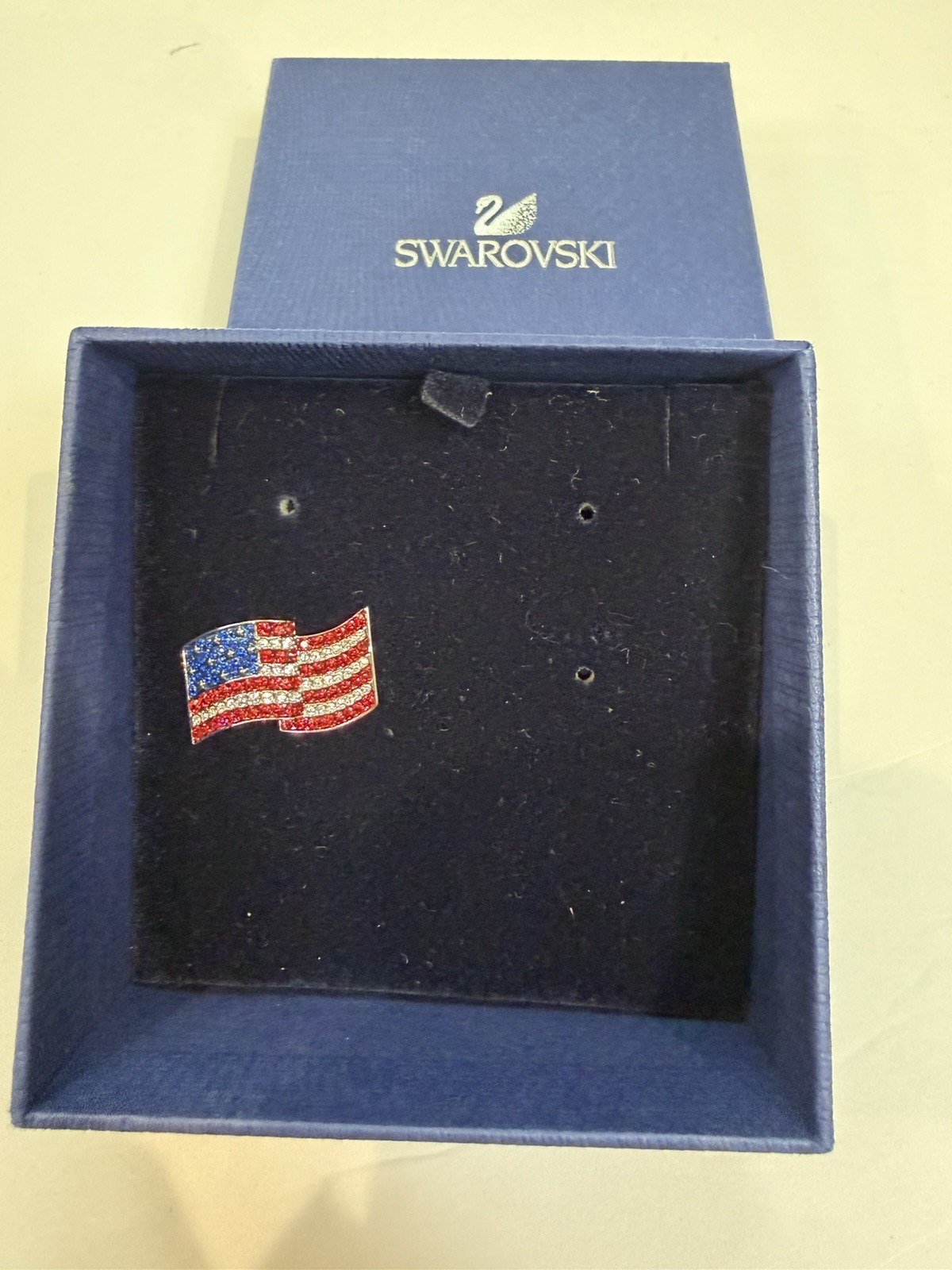 SWAROVSKI Crystal Red White & Blue American Flag Brooch Pin Never Worn