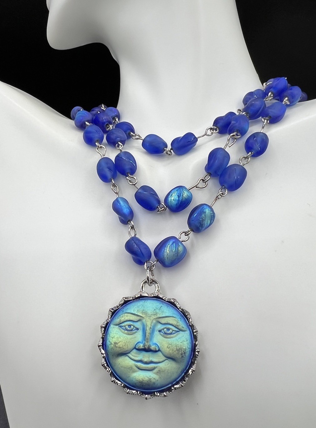 Teng Yue 3 Strand, Blue Moon Face Necklace, 23”