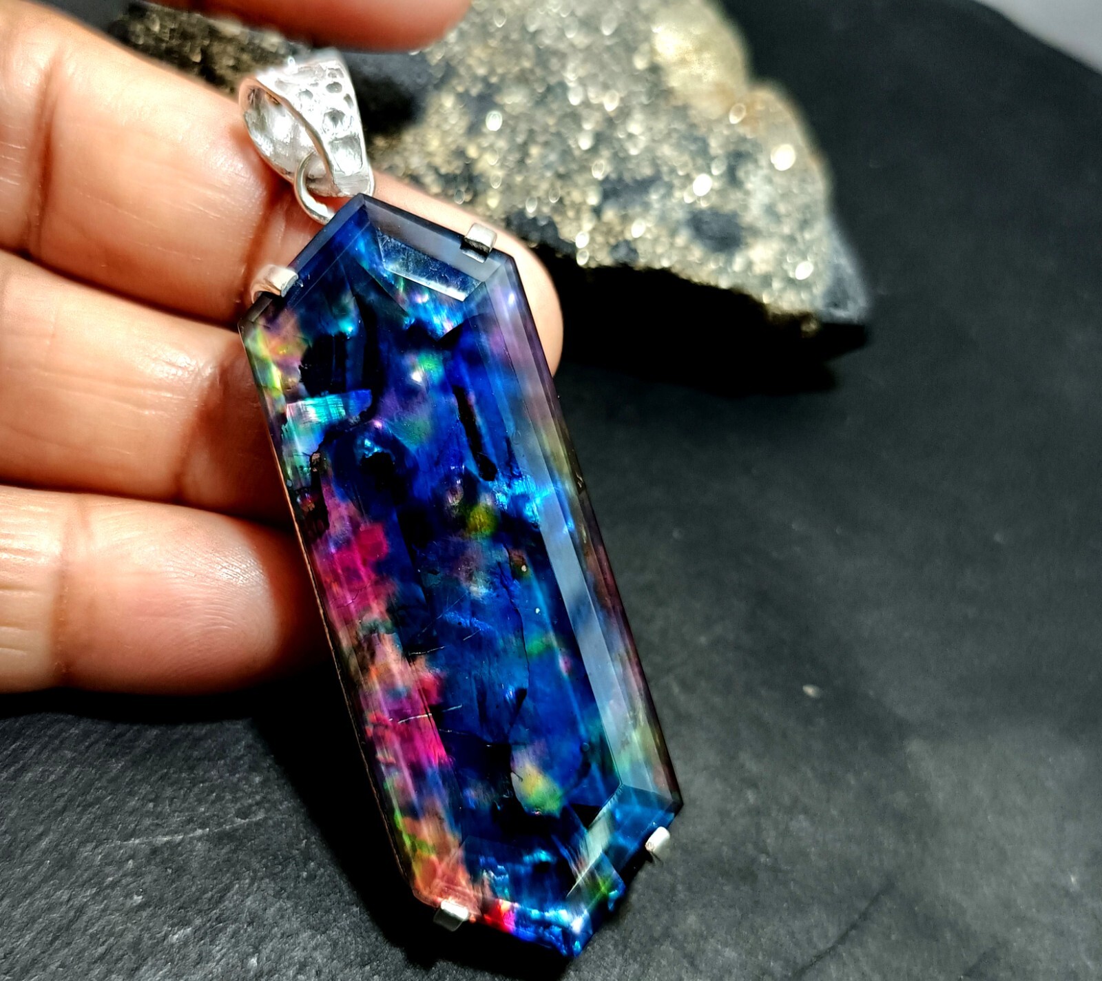 Certified 91.35 Ct Natural Ammolite 925 Solid Silver Pendant Loose Gemstone