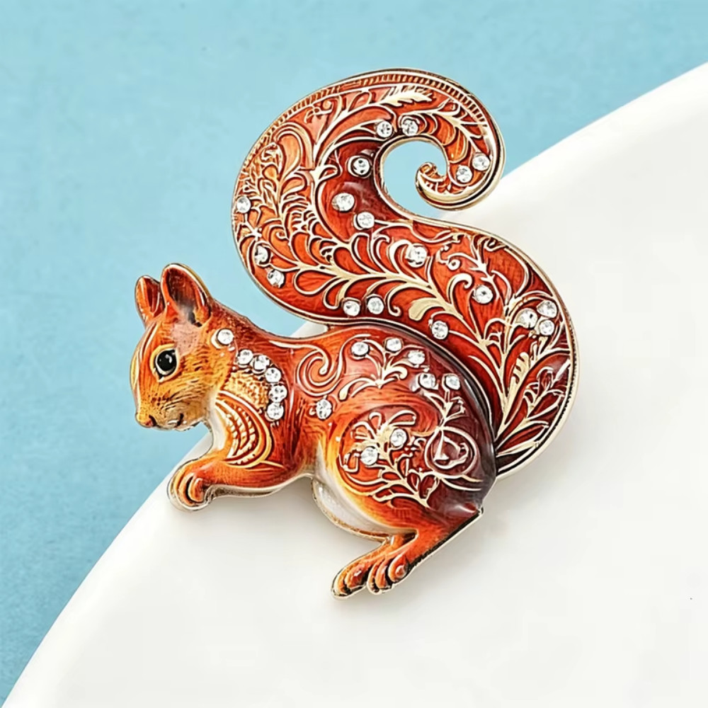 Vintage Gold Tone Squirrel Brooch Retro Animal Pin Fall Autumn Jewelry Gift