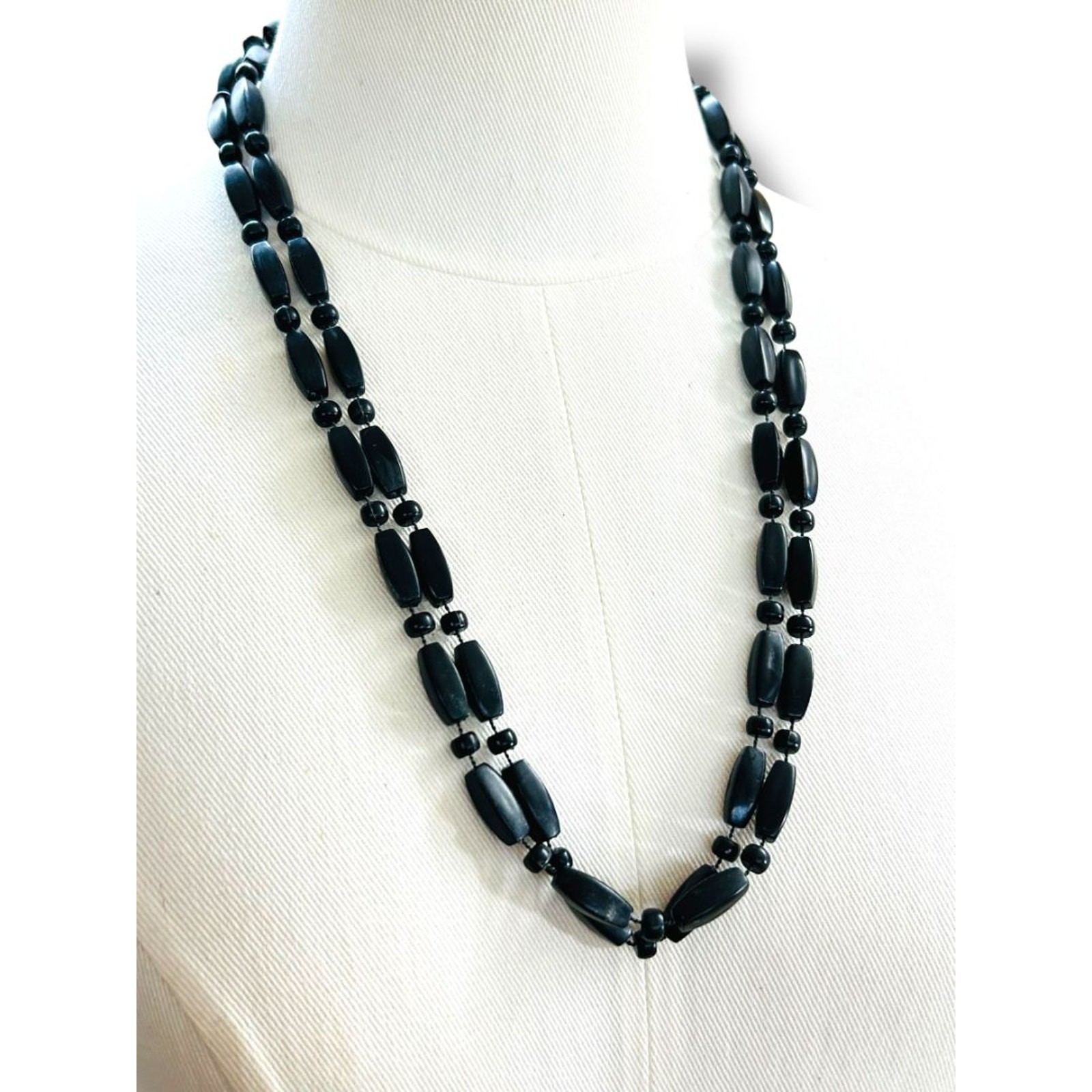 Black Lightweight Acrylic Bead Necklace 52″ Overhead Strand String Clasp
