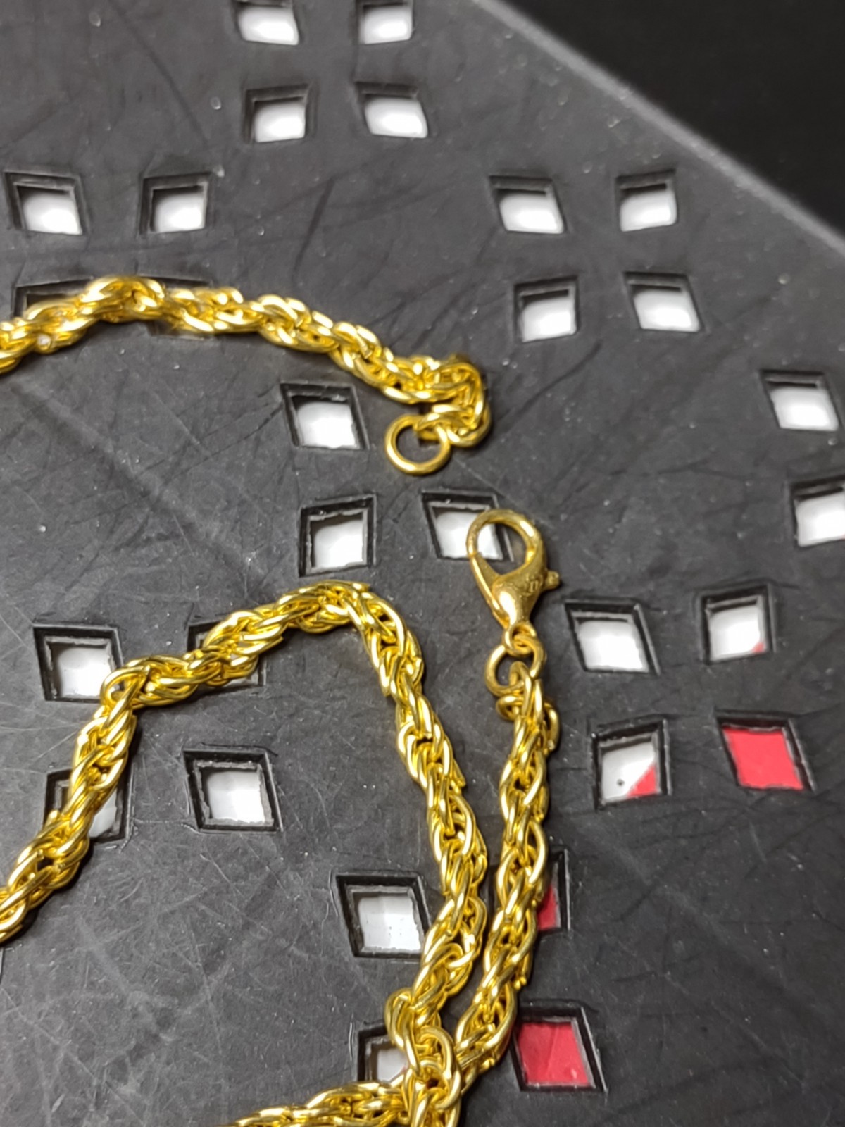 27 Inch Gold Tone Disco Necklace