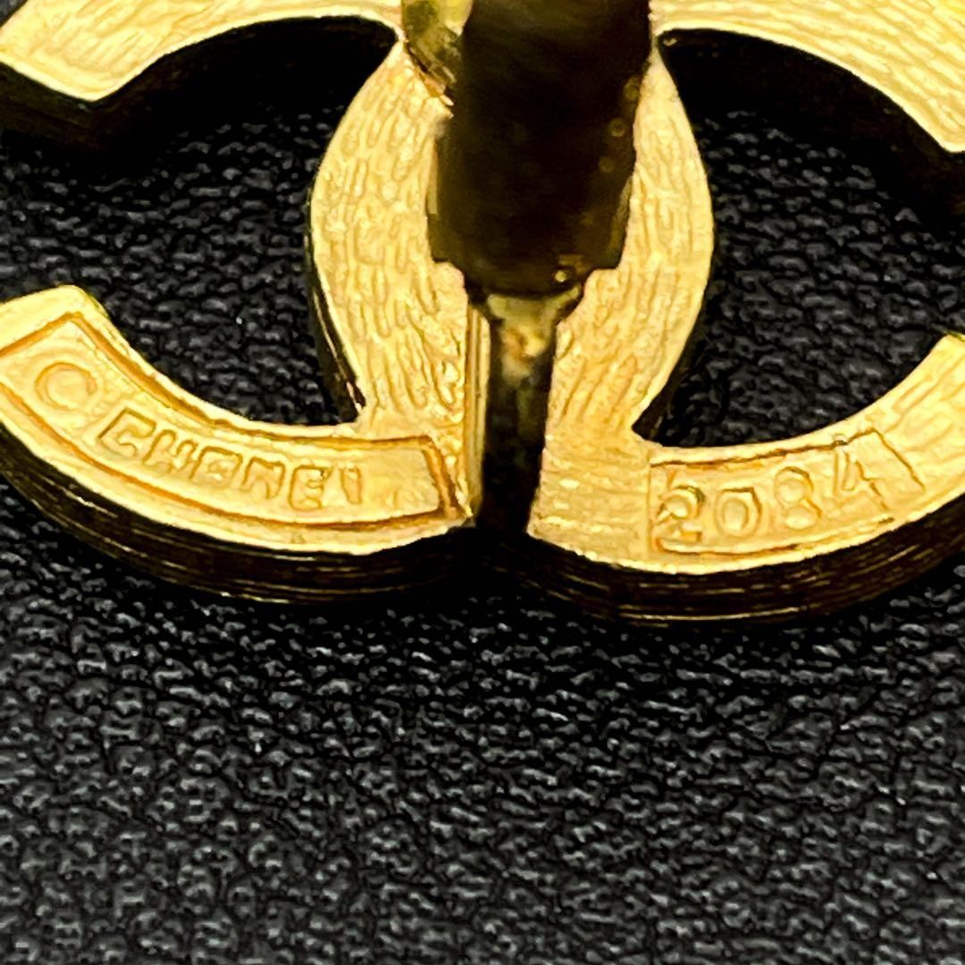 CHANEL CC Logo Coco Mark Earrings Gold Rhinestone Clip On No Box Vintage