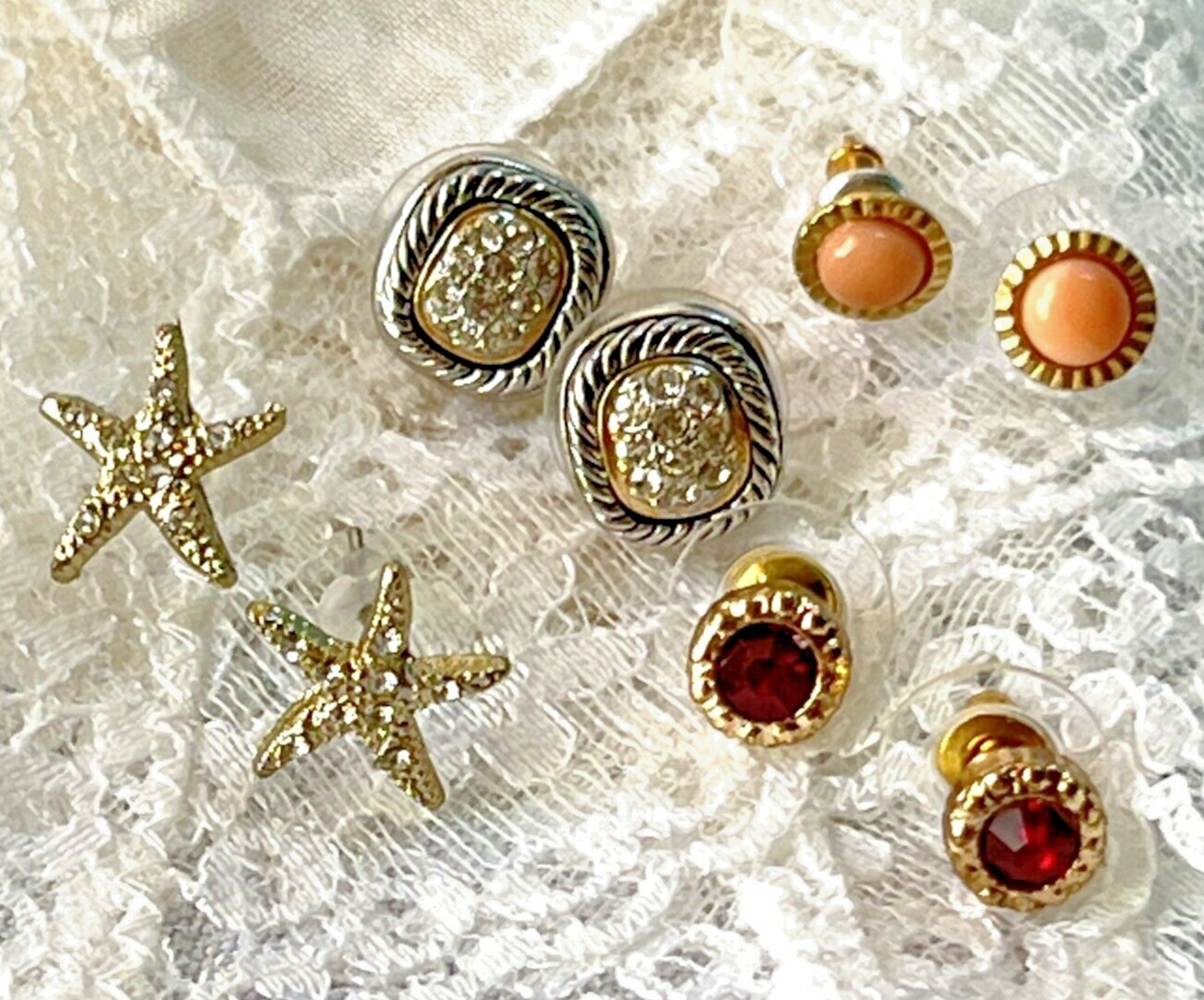 Lot 4 Stud Pierced Fashion Earrings Child Unisex Adults Coral Red Rhinestones