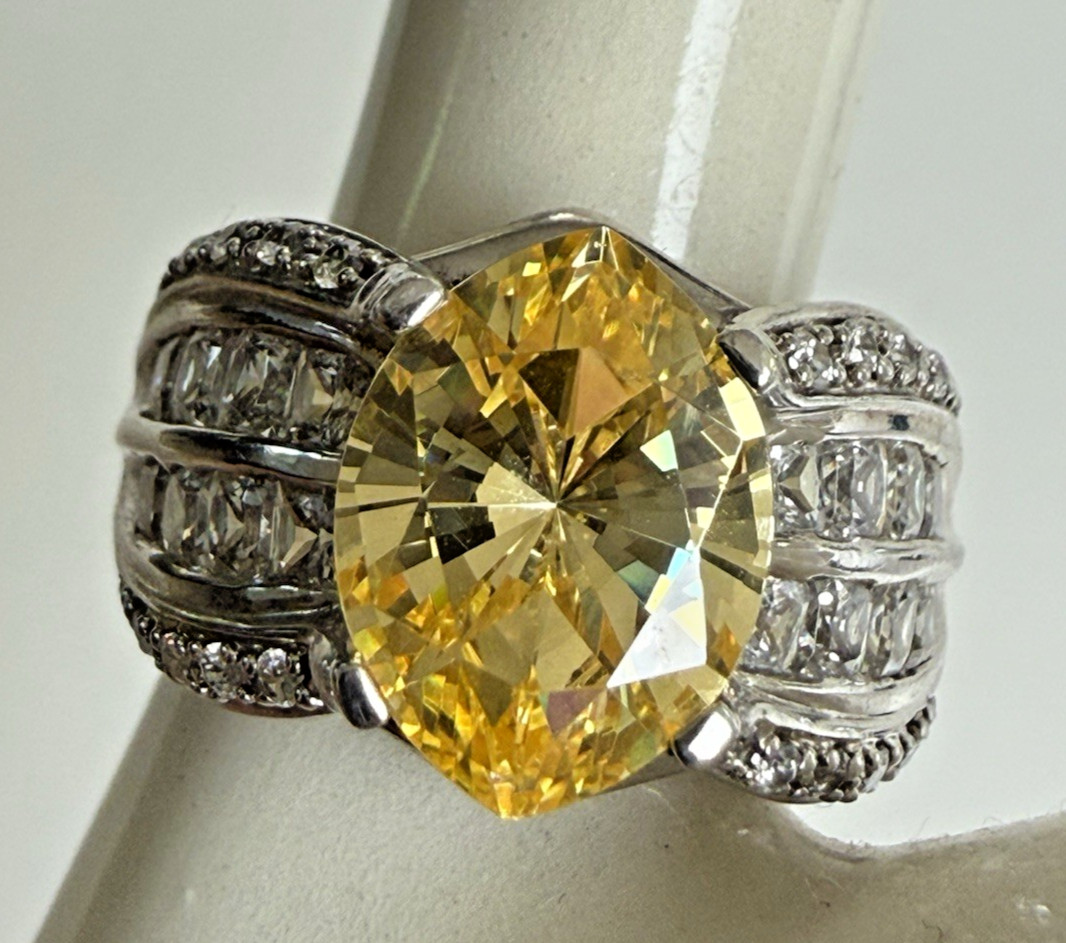 Stunning Marquise Canary Yellow Citrine & Clear CZ’s 925 Sterling Silver SZ8