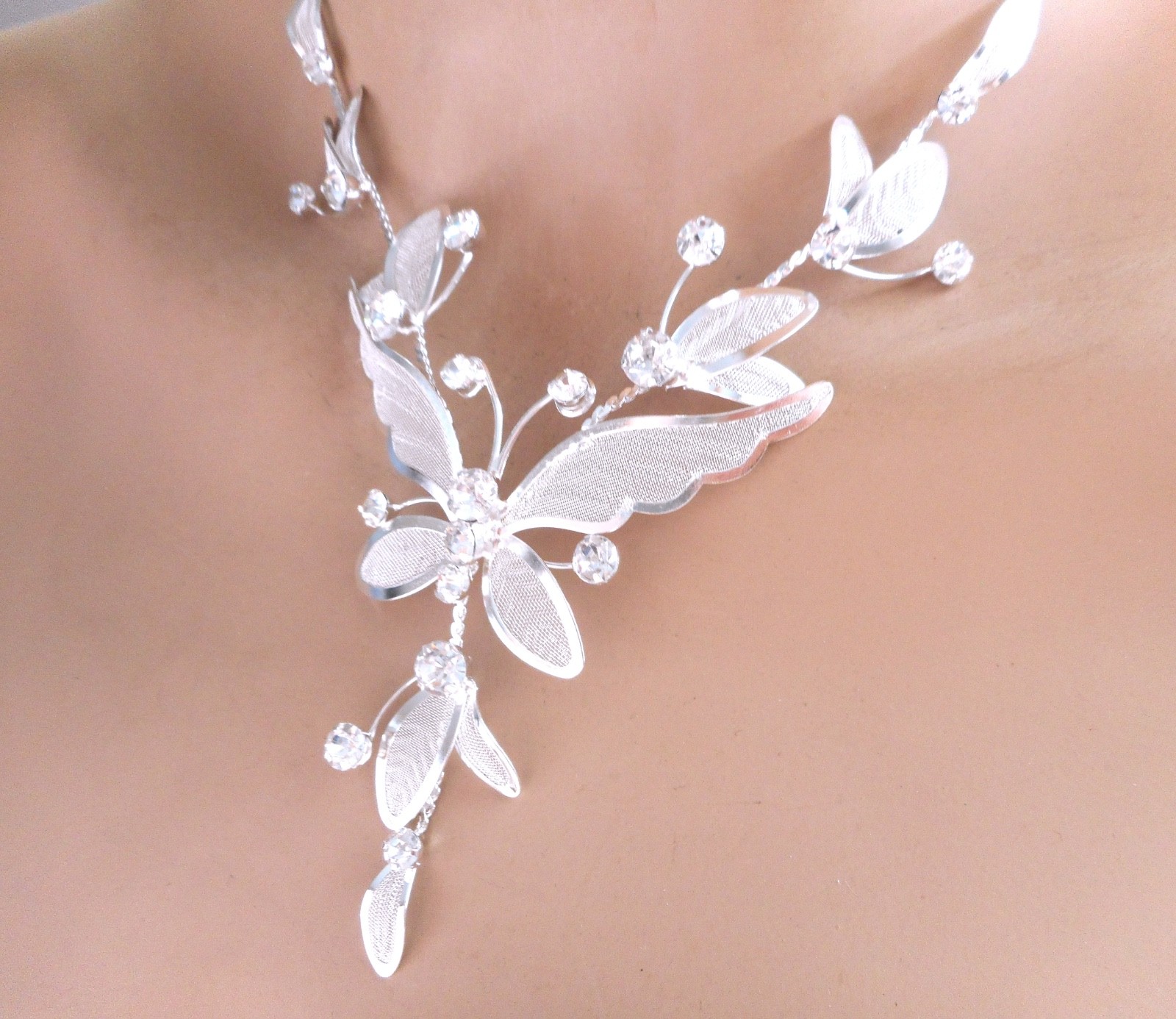 Butterfly Mesh Crystal Butterfly Women’s Necklace Set Light Silver Plated