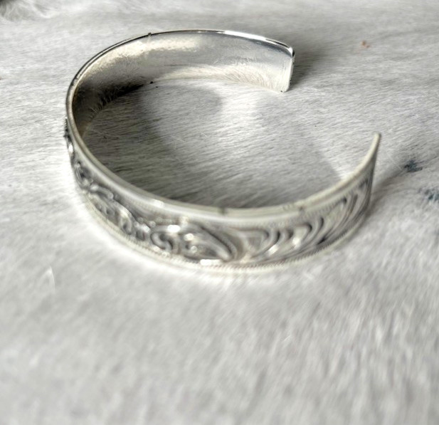 Western Womens Bracelet 6 3/8 x 1/2 in Band Silver Cuff Cowboy Adjustable