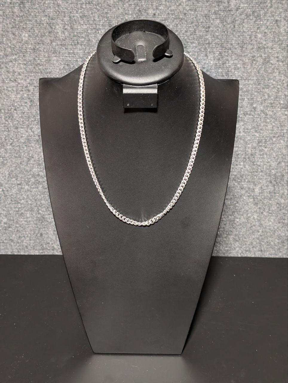 Silver Tone Curb Link Necklace