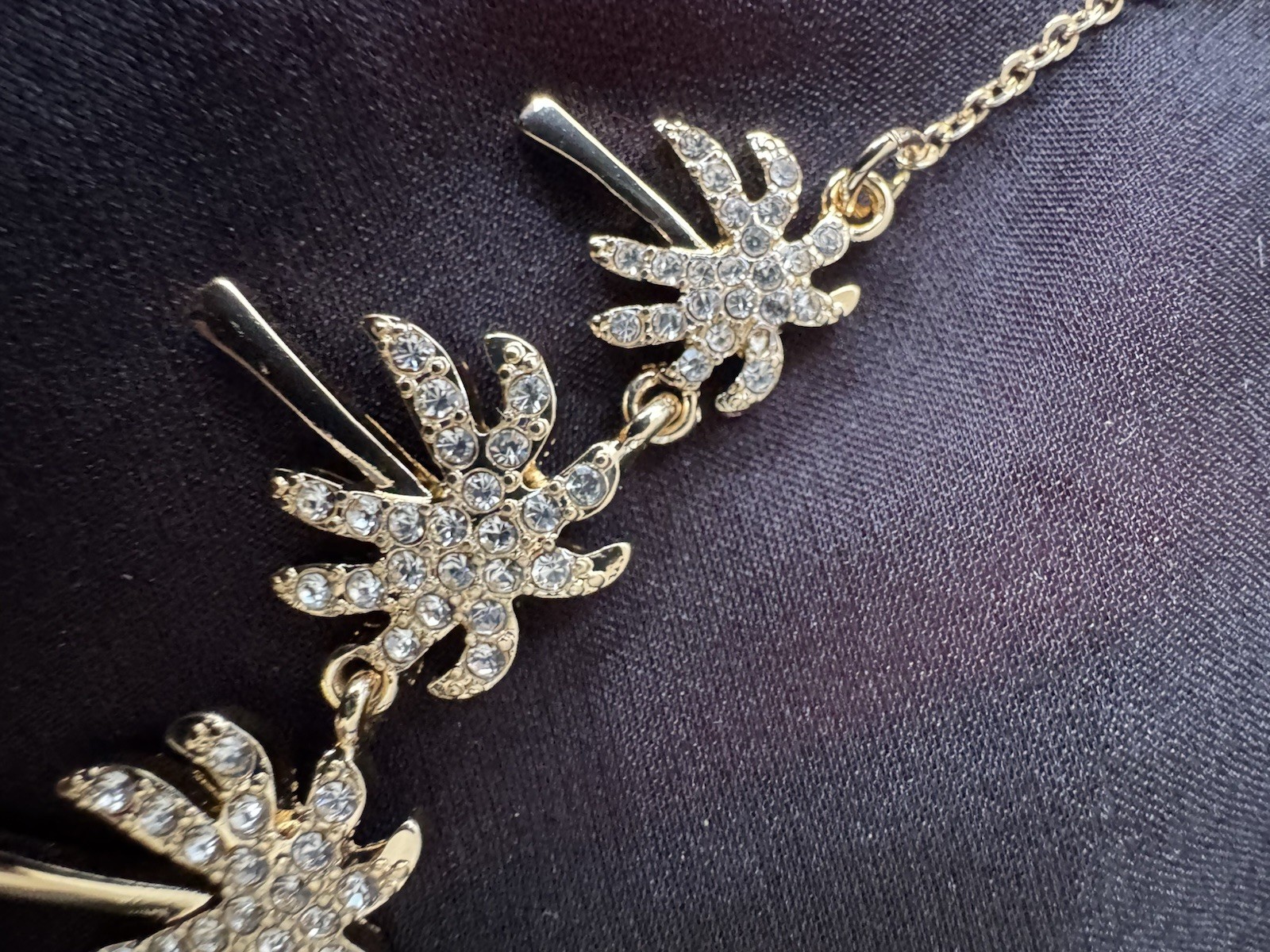 Lilly Pulitzer Dainty Goldtone Palm Tree CZ Short Statement Necklace 16″ NEW