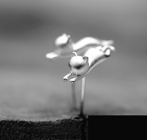 Sterling Silver Plated Playing Cat Kitten Animal Stud Post Earrings Gift S1