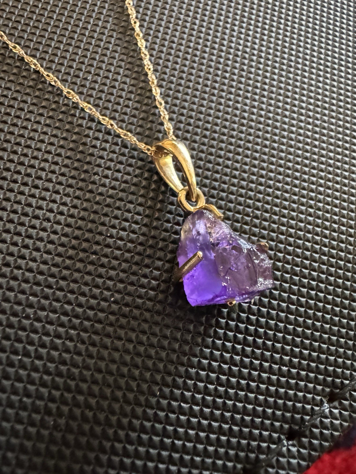14K Gold Necklace With Genuine Uncut Amethyst Embedded Into Pendant. 18 In, New