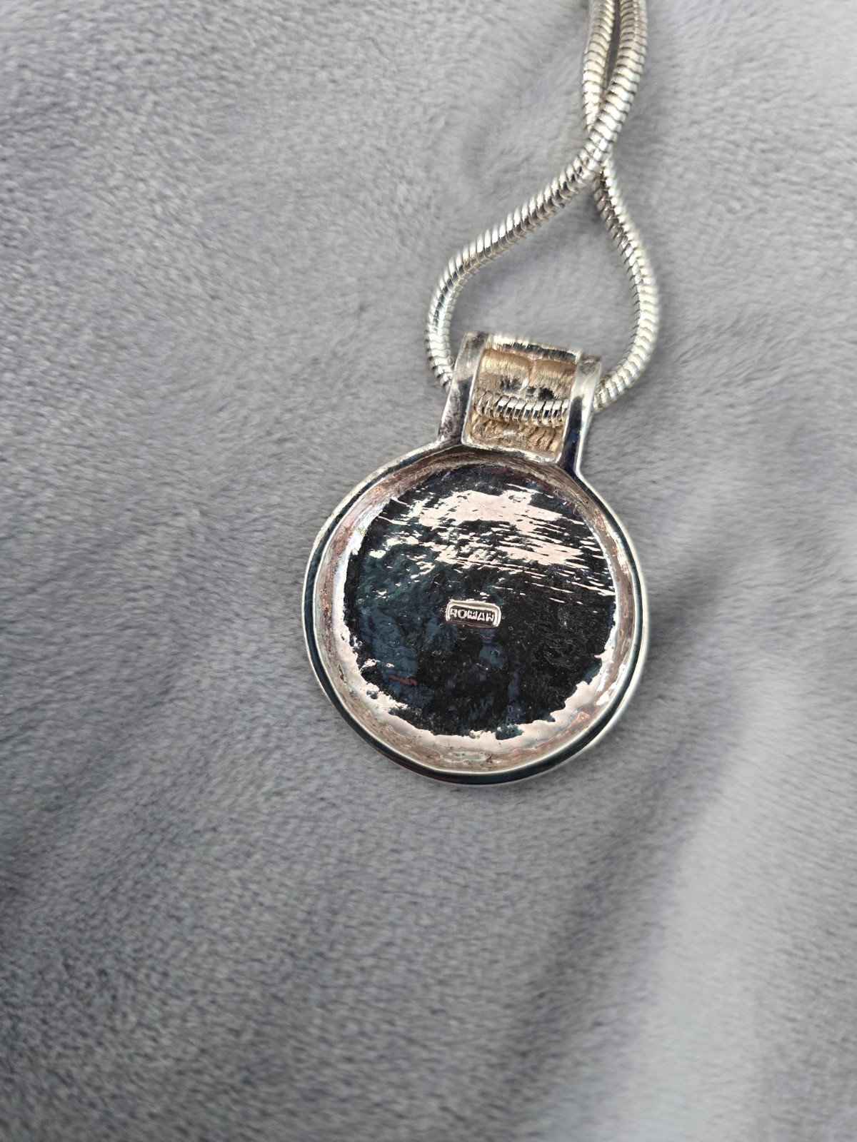 Roman Silver Tone Round Mother of Pearl/Abalone Shell Bezel Pendant Snake Chain