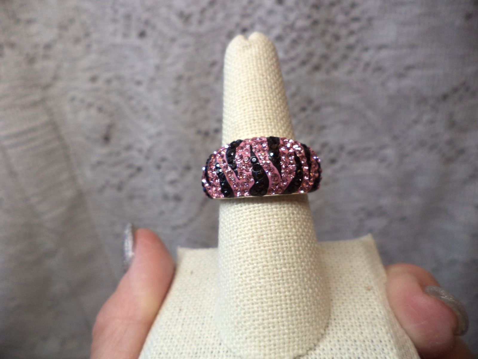PINK & BLACK CRYSTAL ZEBRA PRINT ANIMAL STATEMENT RING SILVER PLATED SIZE 8 JCM