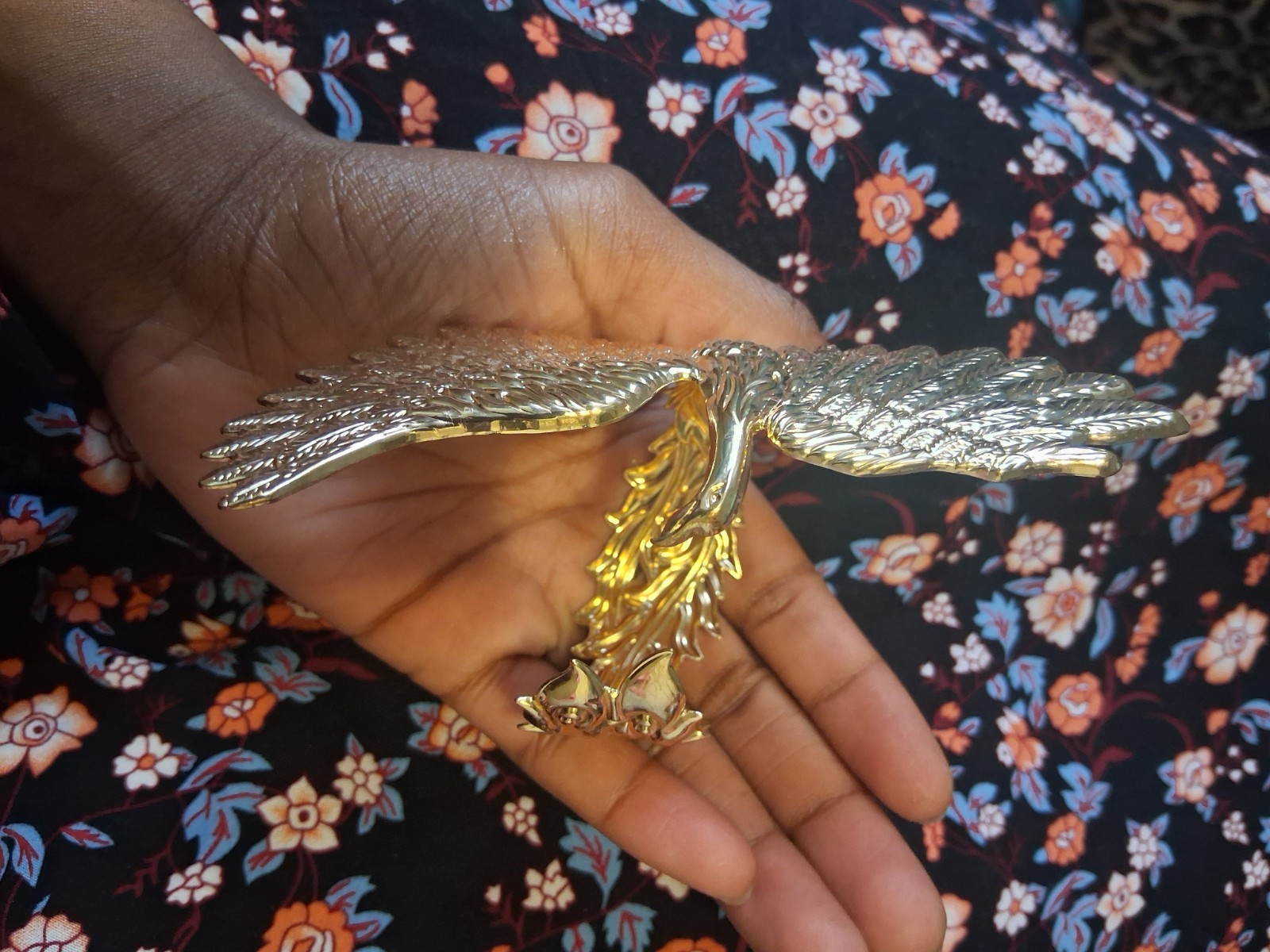 Gold Tone Wing Cuff Bracelet Metal Bird Theme No Stone Gold Color