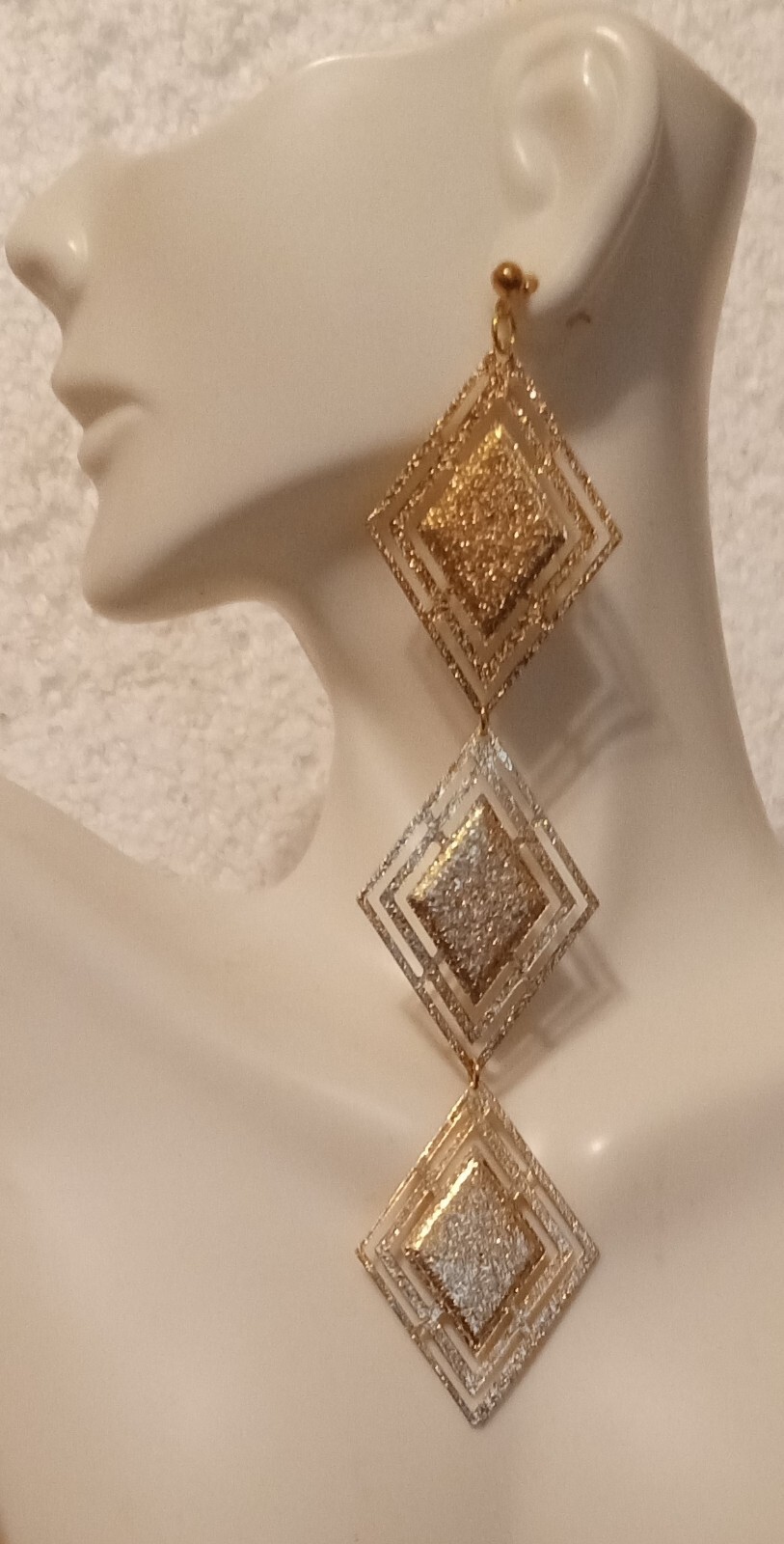 Luxurious Gold Silhouette 5″ Studs Gleaming Lightweight Elegance